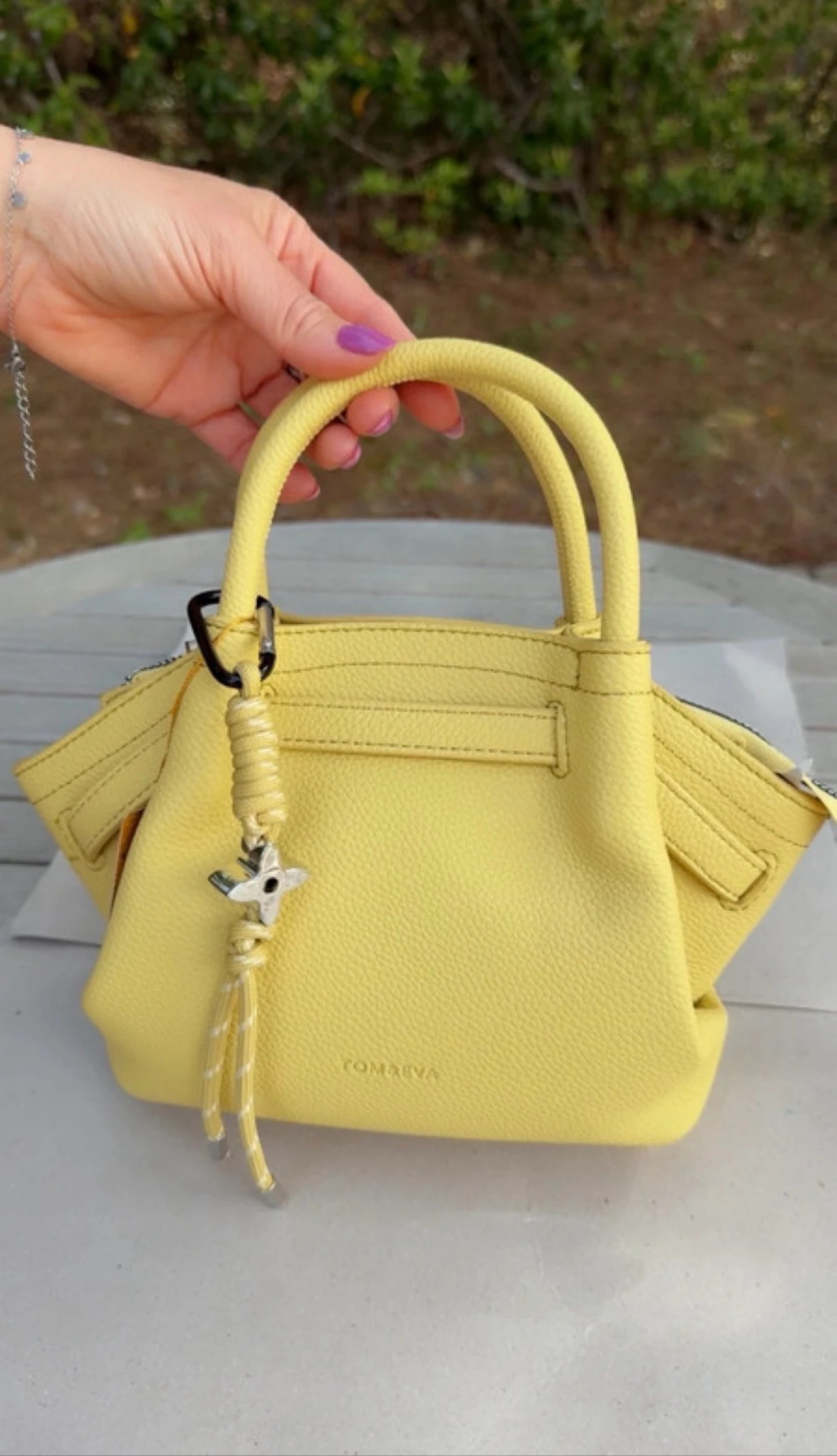 Bolsa amarela – photo 5